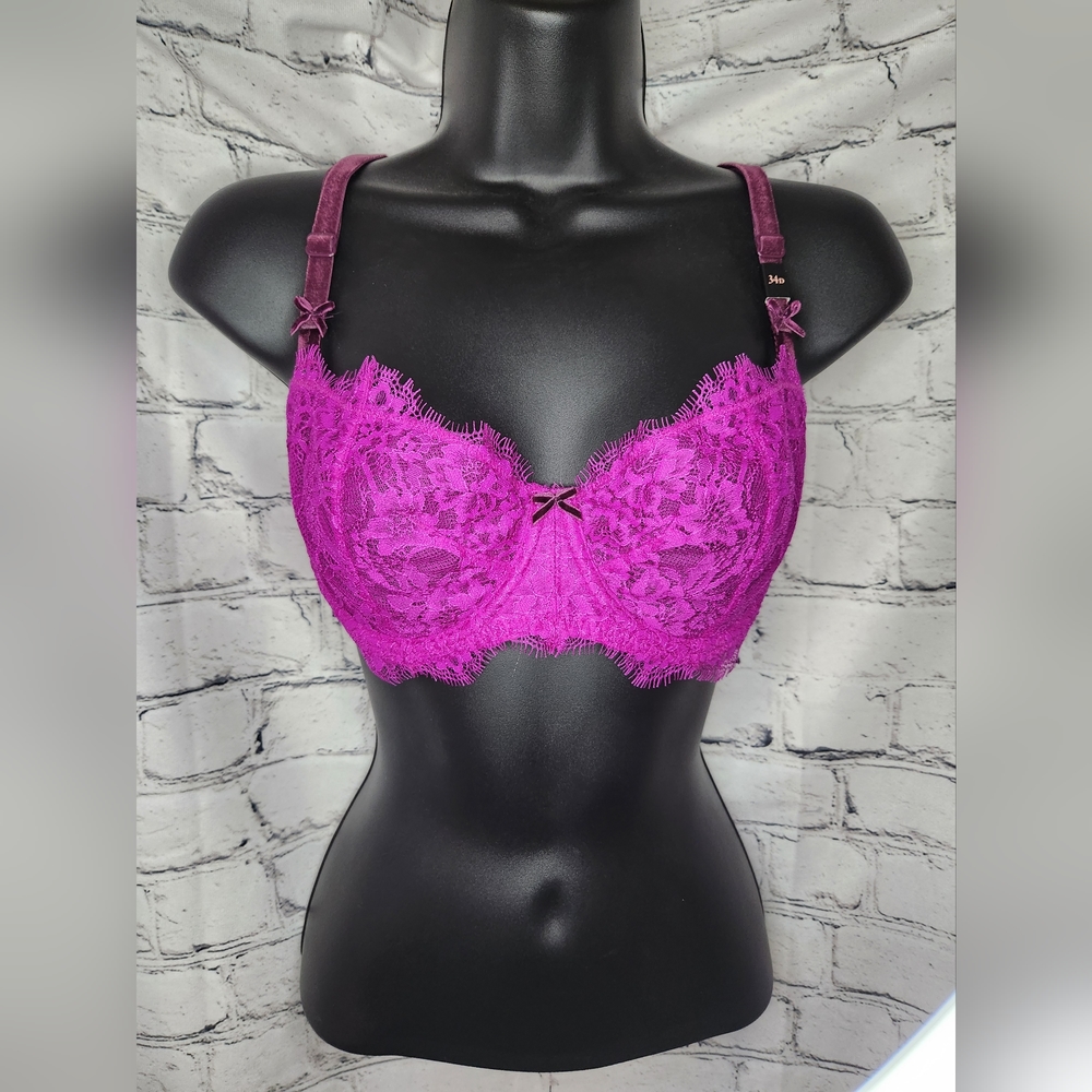 Victoria Secret Dream Angels Lace Push Up Bra Size 34D